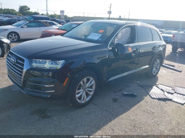2019 AUDI Q7 WA1LAAF73KD005199 Photo 1