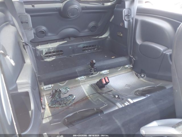 2006 MINI COOPER S WMWRE33536TL22511 Photo 7