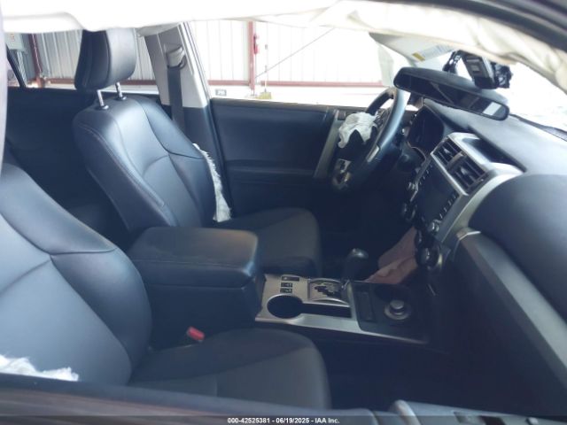 2021 TOYOTA 4RUNNER JTENU5JR3M5886047 Photo 4