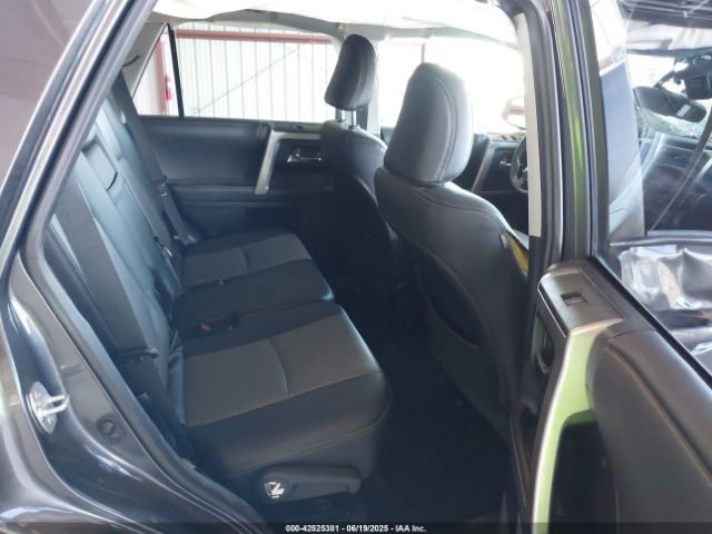 2021 TOYOTA 4RUNNER JTENU5JR3M5886047 Photo 7