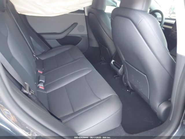 2025 TESLA MODEL 3 5YJ3E1EA5SF978214 Photo 7