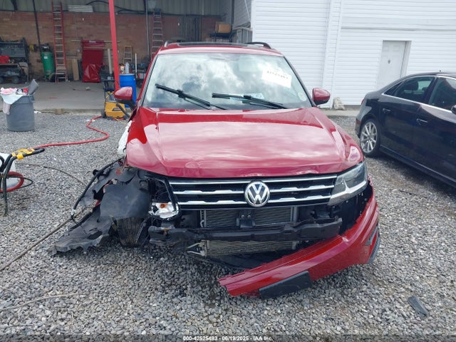 Volkswagen 2018 2018 3VV2B7AX7JM197319 Image 12