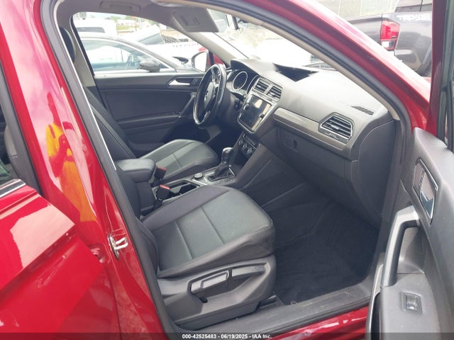 Volkswagen 2018 2018 3VV2B7AX7JM197319 Image 5