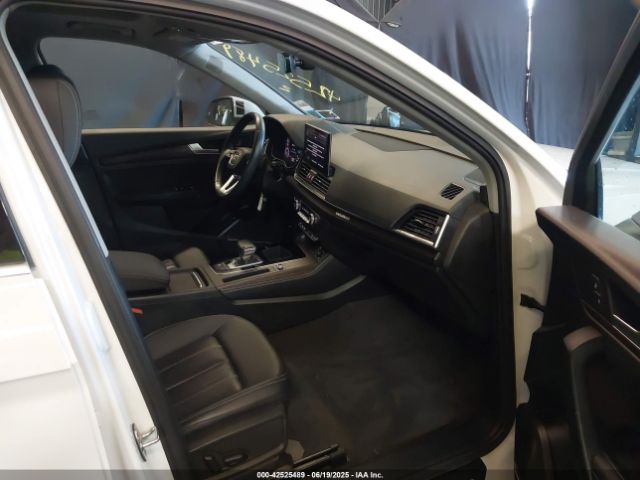 2021 AUDI Q5 WA1BAAFY0M2110401 Photo 4
