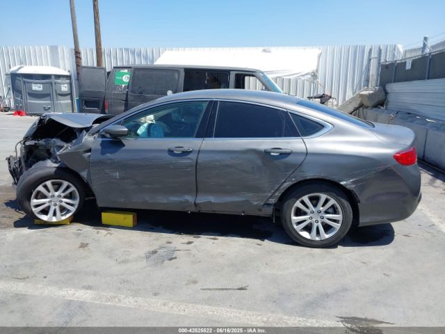 1C3CCCAB3GN102934 Chrysler 200