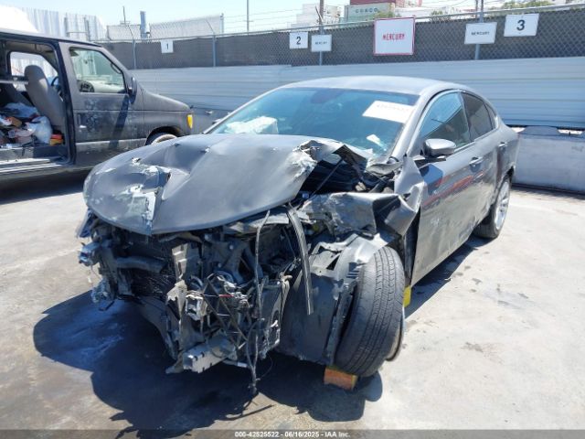 1C3CCCAB3GN102934 Chrysler 200