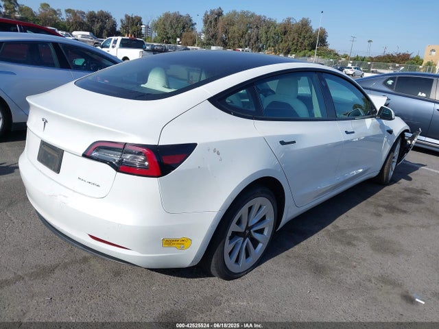 2022 TESLA MODEL 3 5YJ3E1EB5NF176176 Photo 3