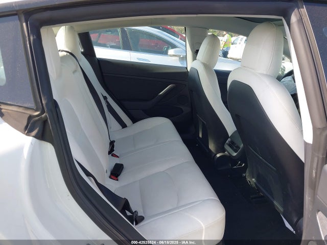 2022 TESLA MODEL 3 5YJ3E1EB5NF176176 Photo 7