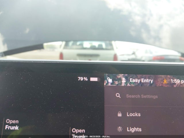 5YJ3E1EB3NF106675 Tesla 2022