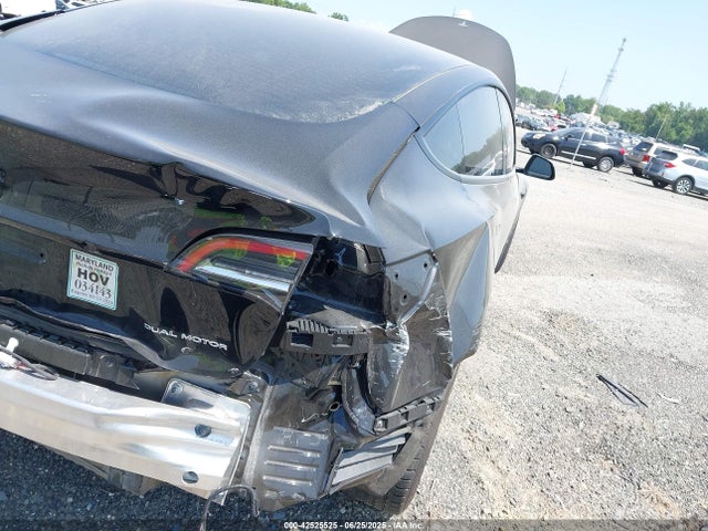 5YJ3E1EB3NF106675 Tesla 2022