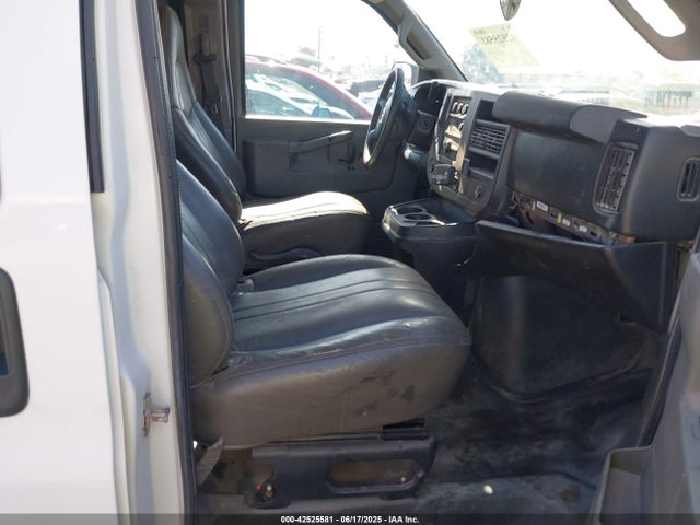 1GCWGAF71M1242604 Chevrolet l8t