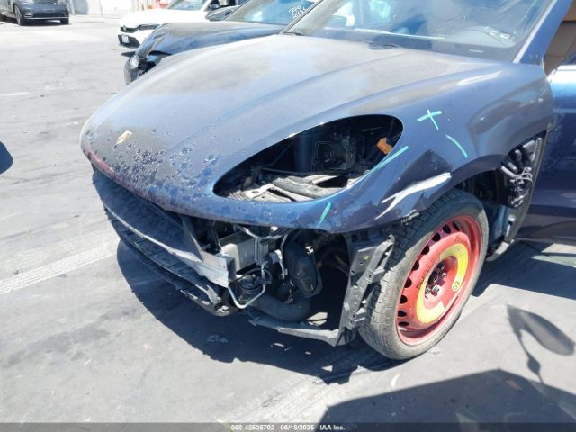 WP1AA2A58JLB06928 Porsche Macan
