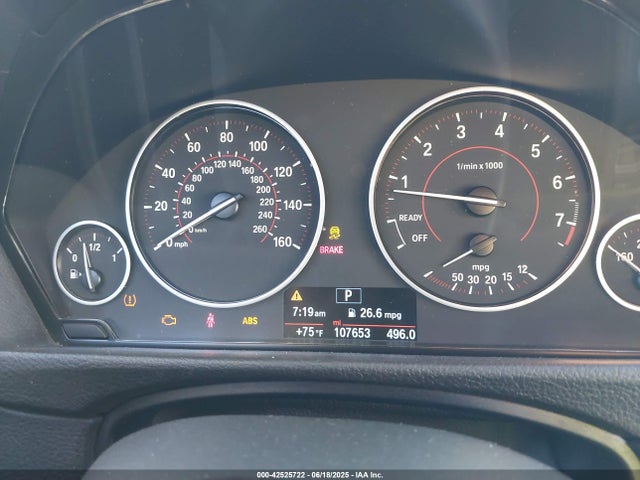 WBA8B9G32HNU56014 BMW 2017