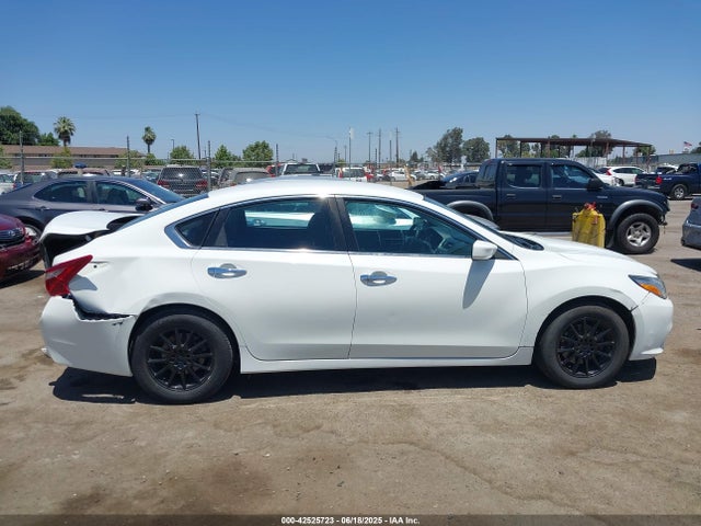 1N4AL3AP3JC179391 Nissan 2018