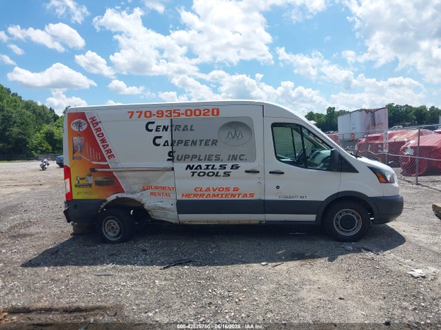 1FTNR2CM1FKA00768 Ford 2015
