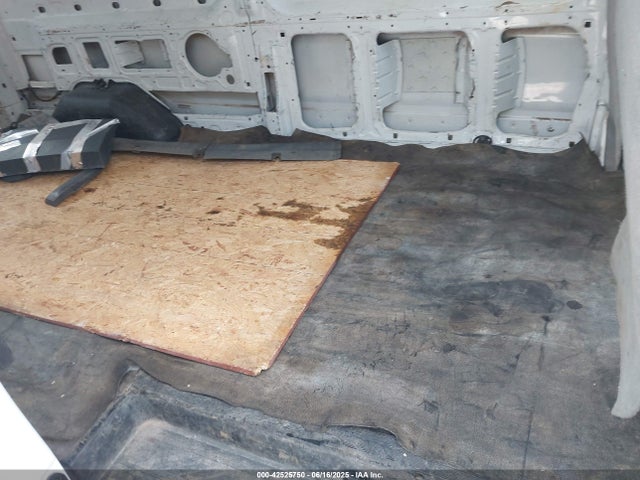 1FTNR2CM1FKA00768 Ford 2015
