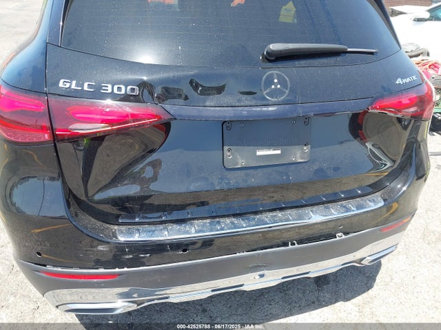 W1NKM4HB0PU016687 Mercedes-Benz m254