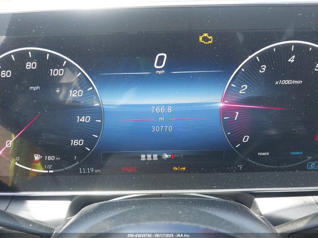 W1NKM4HB0PU016687 Mercedes-Benz m254