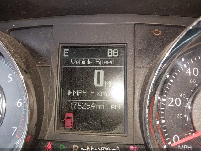 2C4RC1BG2GR297366 Chrysler Town and Country