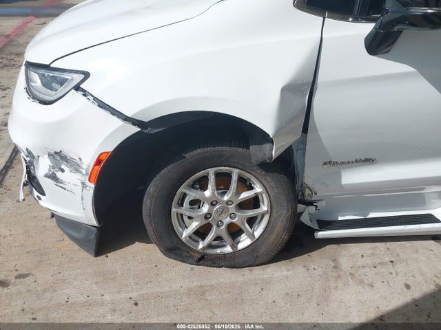 2C4RC1BG1RR120665 Chrysler 2024