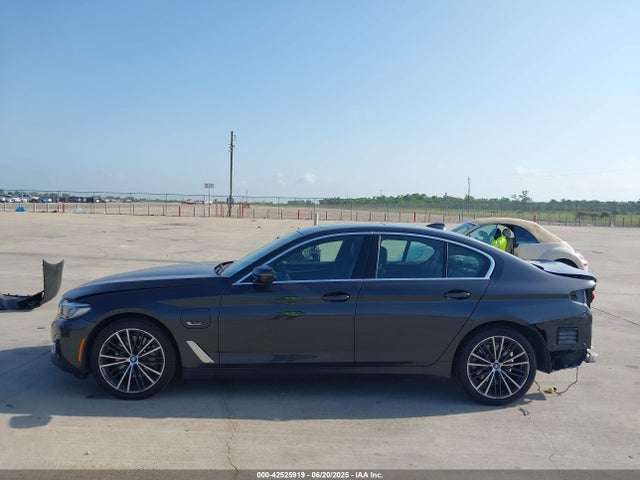 BMW 530e 2022 WBA13AG02NCH64896 Image 14