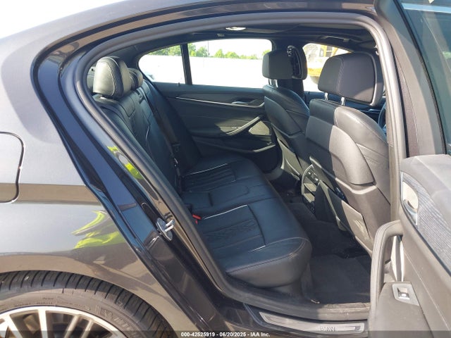 BMW 530e 2022 WBA13AG02NCH64896 Image 8
