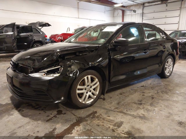 3VW2K7AJ4FM243087 Volkswagen 2015