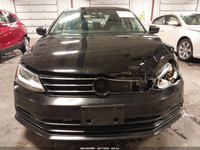 3VW2K7AJ4FM243087 Volkswagen 2015