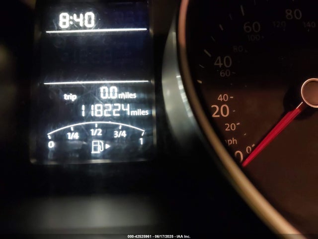 3VW2K7AJ4FM243087 Volkswagen 2015