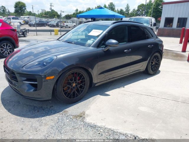 2020 PORSCHE MACAN WP1AG2A59LLB56061 Photo 1