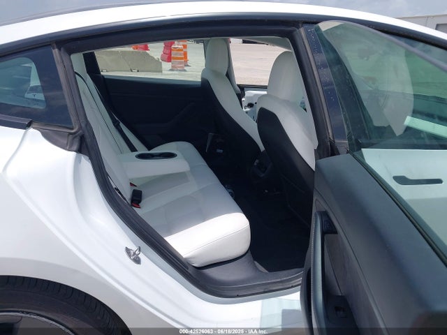 2023 TESLA MODEL 3 5YJ3E1EA8PF384806 Photo 7