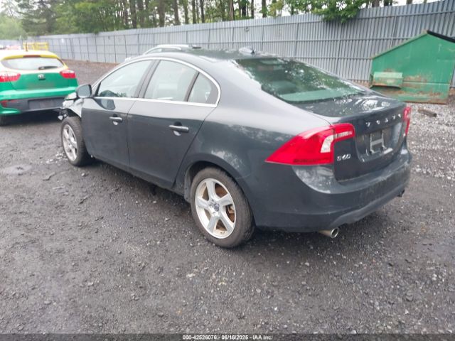 2013 VOLVO S60 YV1612FS3D2230809 Photo 2