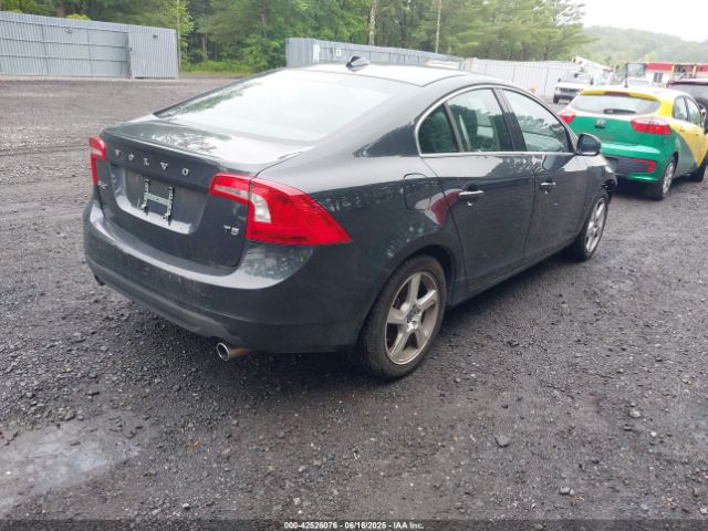 2013 VOLVO S60 YV1612FS3D2230809 Photo 3