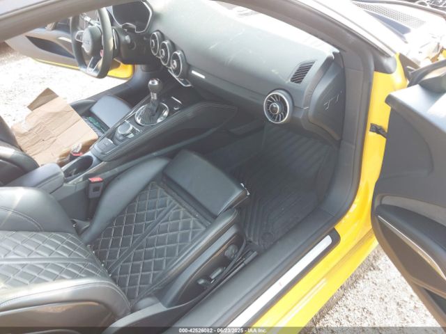 2018 AUDI TT RS WUACSAFV8J1902975 Photo 4