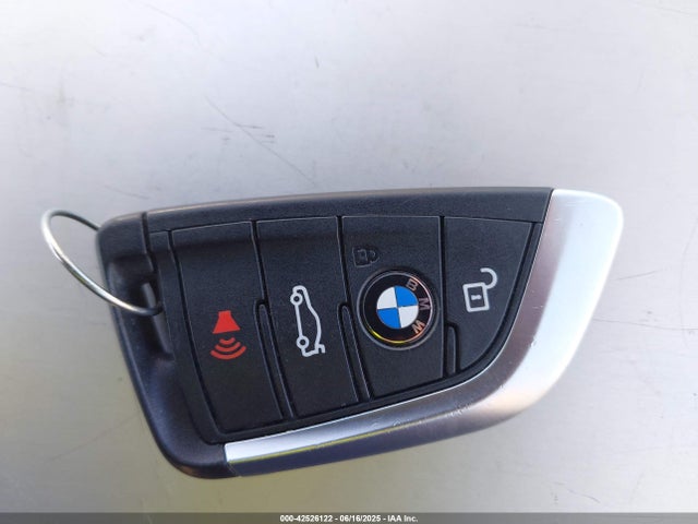 WBA53BH04PWY09566 BMW 530I