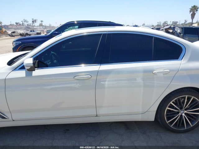 WBA53BH04PWY09566 BMW 530I