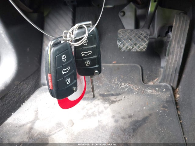 2010 AUDI A3 WAUKEAFM6AA101658 Photo 10