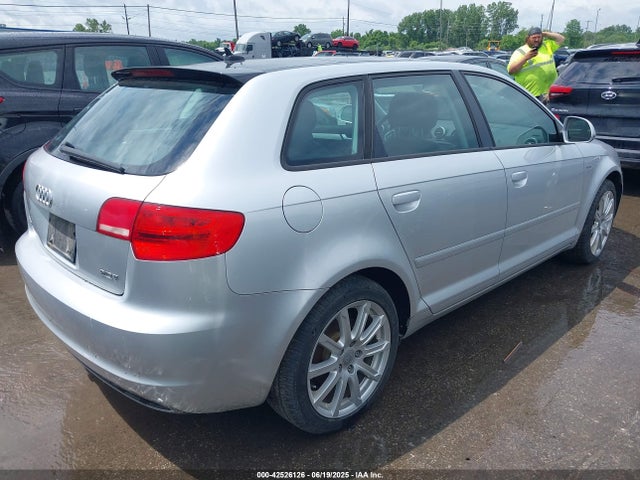 2010 AUDI A3 WAUKEAFM6AA101658 Photo 3