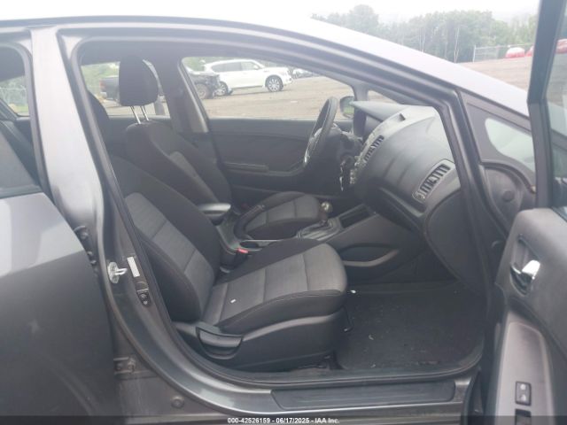 KNAFK5A86G5583965 KIA FORTE LX