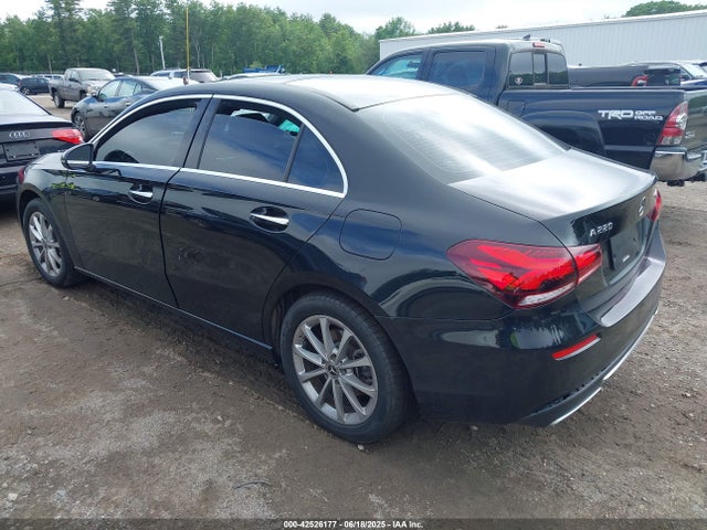 WDD3G4FB5KW025491 Mercedes-Benz m260