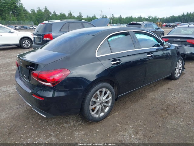 WDD3G4FB5KW025491 Mercedes-Benz m260