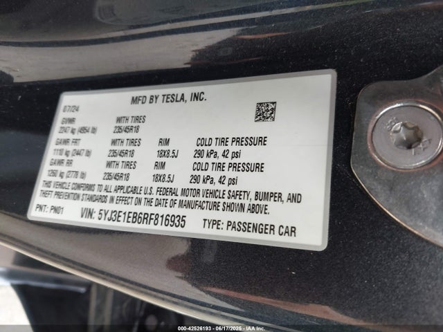 2024 TESLA MODEL 3 5YJ3E1EB6RF816935 Photo 8