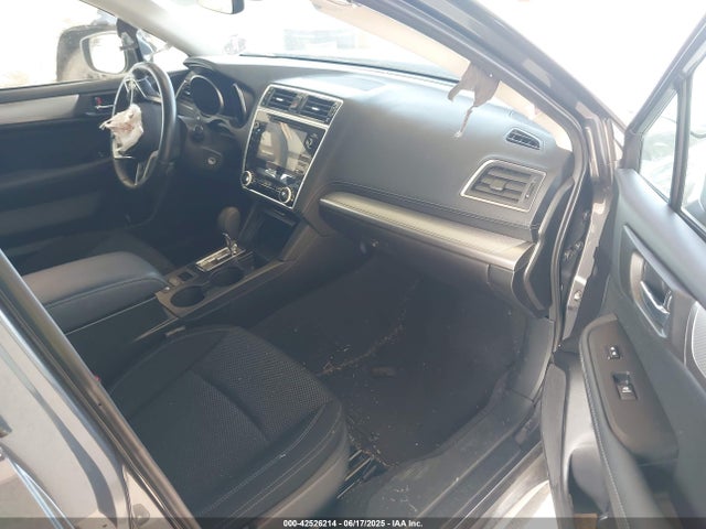4S4BSAFC4J3304227 Subaru u5