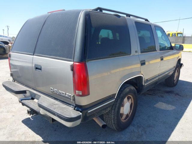 1999 CHEVROLET TAHOE 1GNEK13R4XJ308641 Photo 3