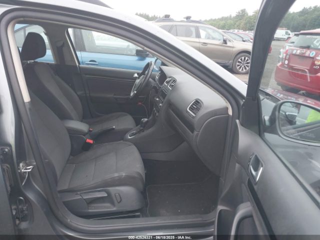 3VWPP7AJ6EM624719 Volkswagen 2014