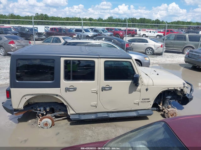 1C4BJWDG2JL824078 Jeep WRANGLER JK