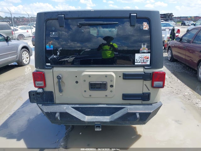 1C4BJWDG2JL824078 Jeep WRANGLER JK