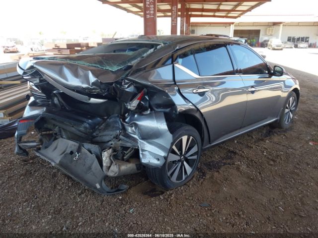 1N4BL4DV5KC134636 Nissan 2019