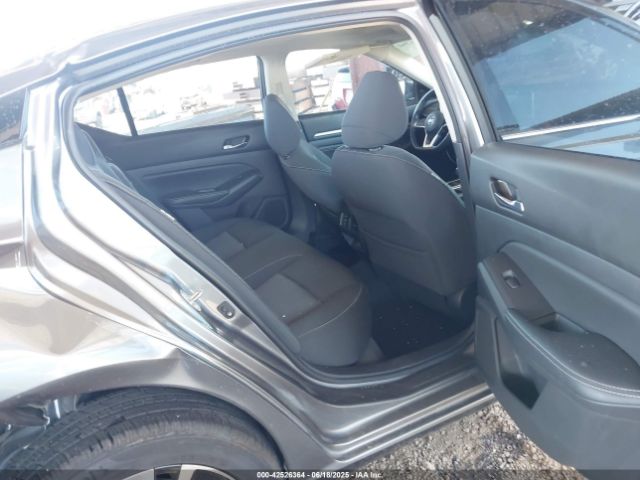 1N4BL4DV5KC134636 Nissan 2019