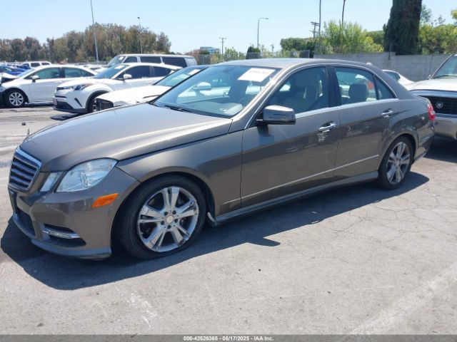2013 MERCEDES-BENZ E 350 WDDHF5KB3DA767988 Photo 1